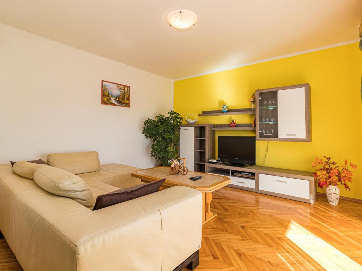 Holiday Home Larisa - Ipc141 By Interhome Pican Bagian luar foto