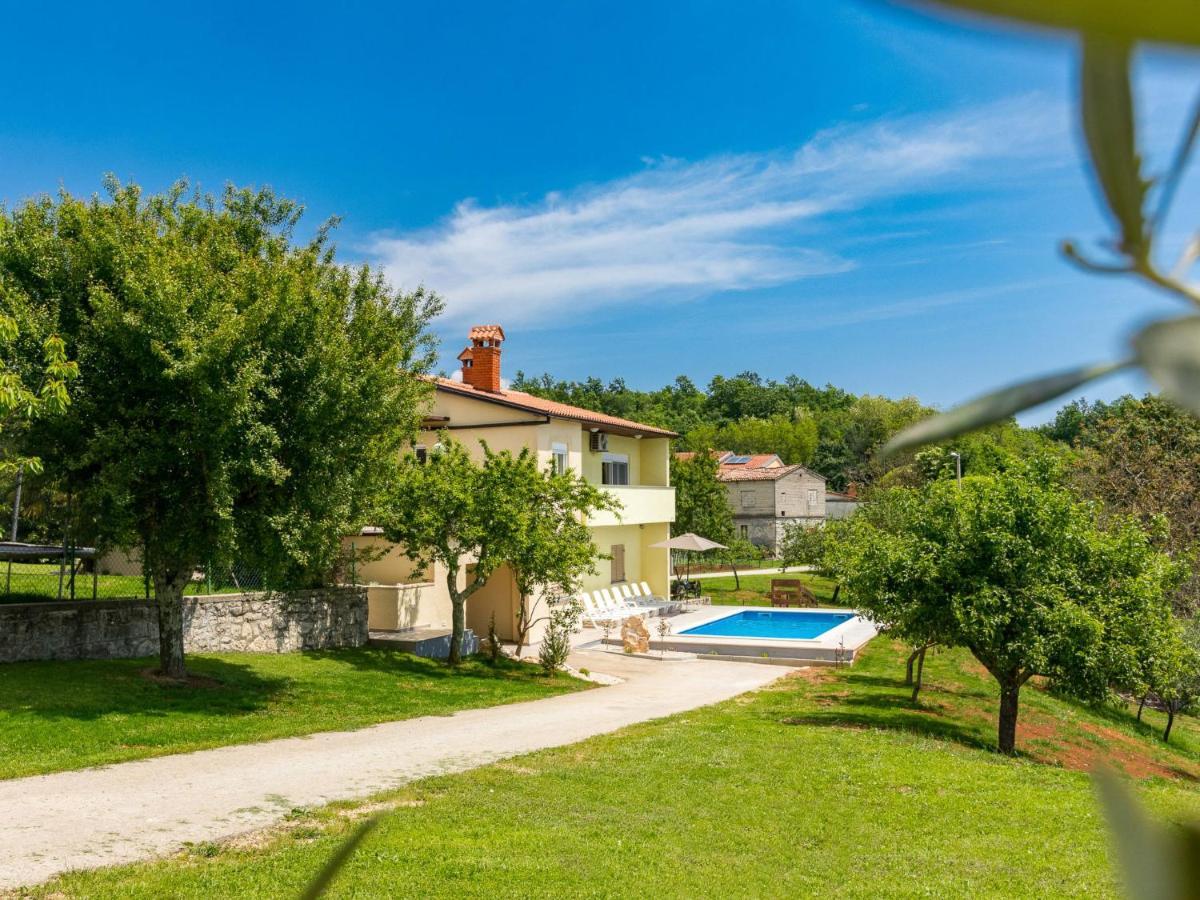Holiday Home Larisa - Ipc141 By Interhome Pican Bagian luar foto