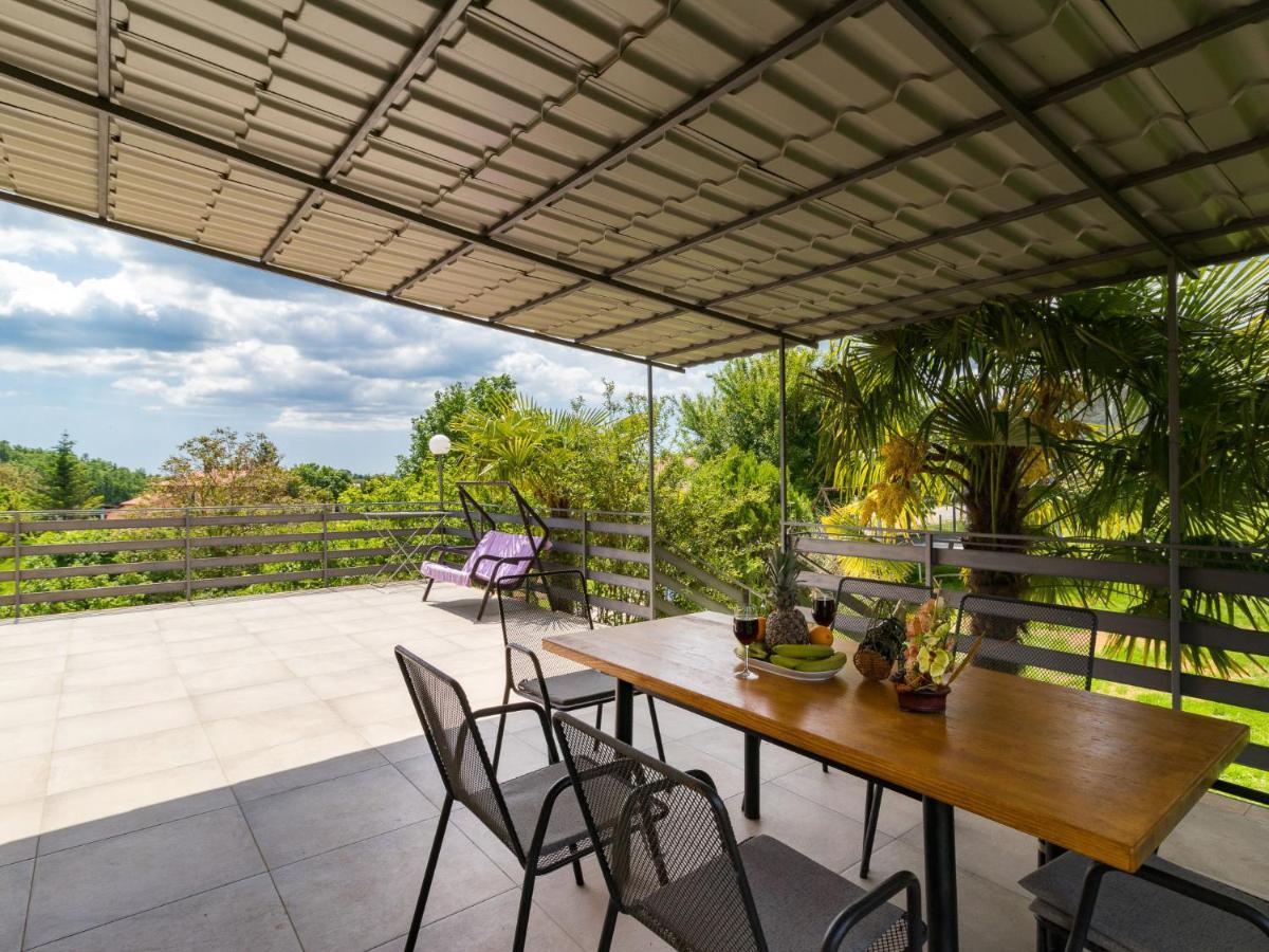 Holiday Home Larisa - Ipc141 By Interhome Pican Bagian luar foto