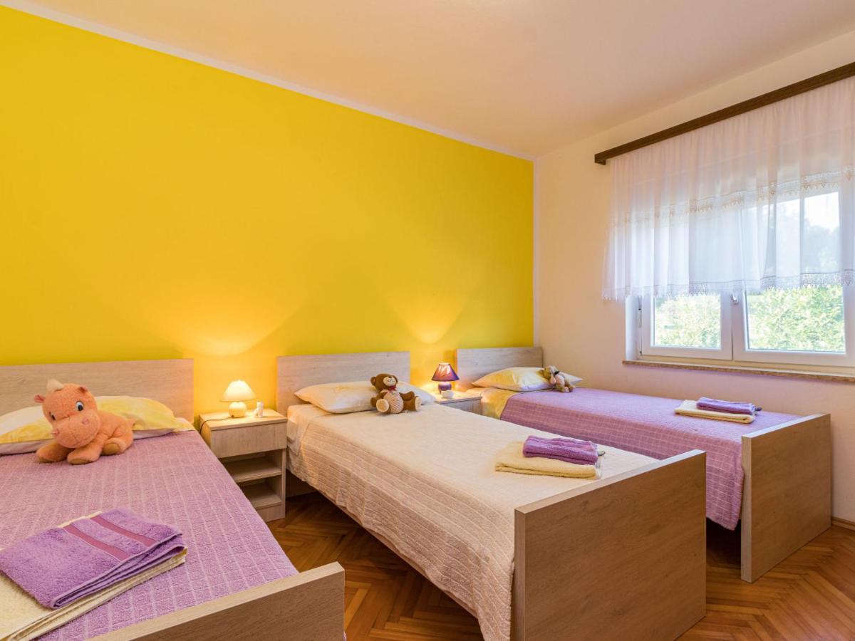 Holiday Home Larisa - Ipc141 By Interhome Pican Bagian luar foto